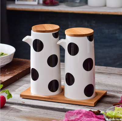 „Polka Dot“ keramikos prieskonių talpykla, prieskonių stiklainis, kombinuotas virtuvės prieskonių dėžutė „Nordic“ druskos plaktuvas – buitinės virtuvės reikmenys