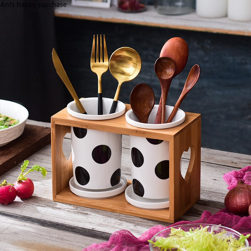 „Polka Dot“ keramikos prieskonių talpykla, prieskonių stiklainis, kombinuotas virtuvės prieskonių dėžutė „Nordic“ druskos plaktuvas – buitinės virtuvės reikmenys