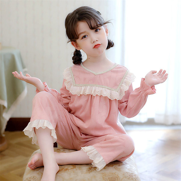 Dječja dvodijelna pidžama za djevojčice s V-izrezom