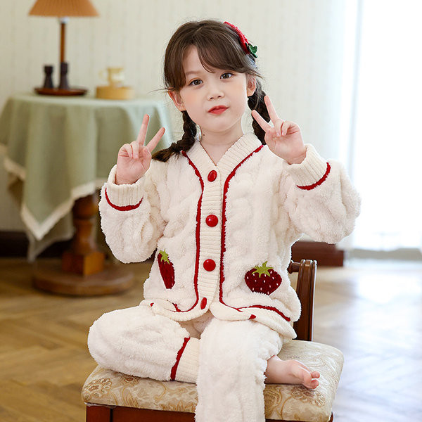 Teplé jesenno-zimné pyžamo pre dievčatá