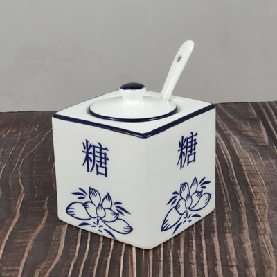 Čínske klasické keramické soľničky a koreničky, modré a biele porcelánové dózy na korenie, sada nádob na korenie v kuchyni