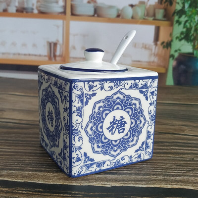 Čínske klasické keramické soľničky a koreničky, modré a biele porcelánové dózy na korenie, sada nádob na korenie v kuchyni