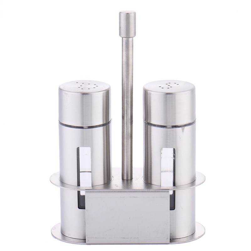 1 sada koreníc, koreničiek, cukru, soli, plechoviek na korenie, olejovej fľaše z nehrdzavejúcej ocele, úložného priestoru na korenie, kuchynského náradia na varenie a grilovanie