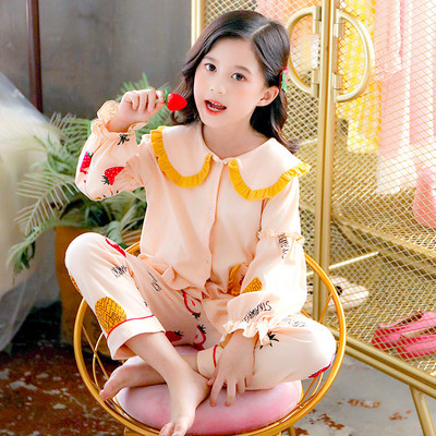 Nový model detského pyžama z blúzky s dlhým rukávom a nohavíc