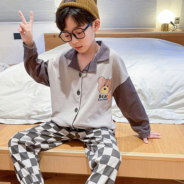 Παιδικές πιτζάμες για αγόρια 