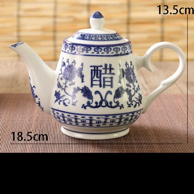 Sada modrých a bielych keramických dóz, kuchynské čínske vintage korenie, soľ, cukor, glutaman sodný, ocot, chilli, sójová fľaša