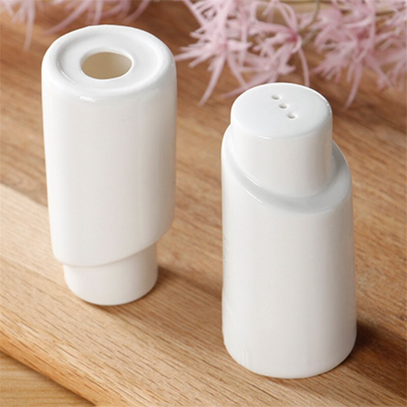 2 ks/sada keramických nádob s uzavretými plechovkami, grilovacie korenie, fľaša na korenie, kuchynská sójová omáčka, ocot, hrniec, biela porcelánová korenie