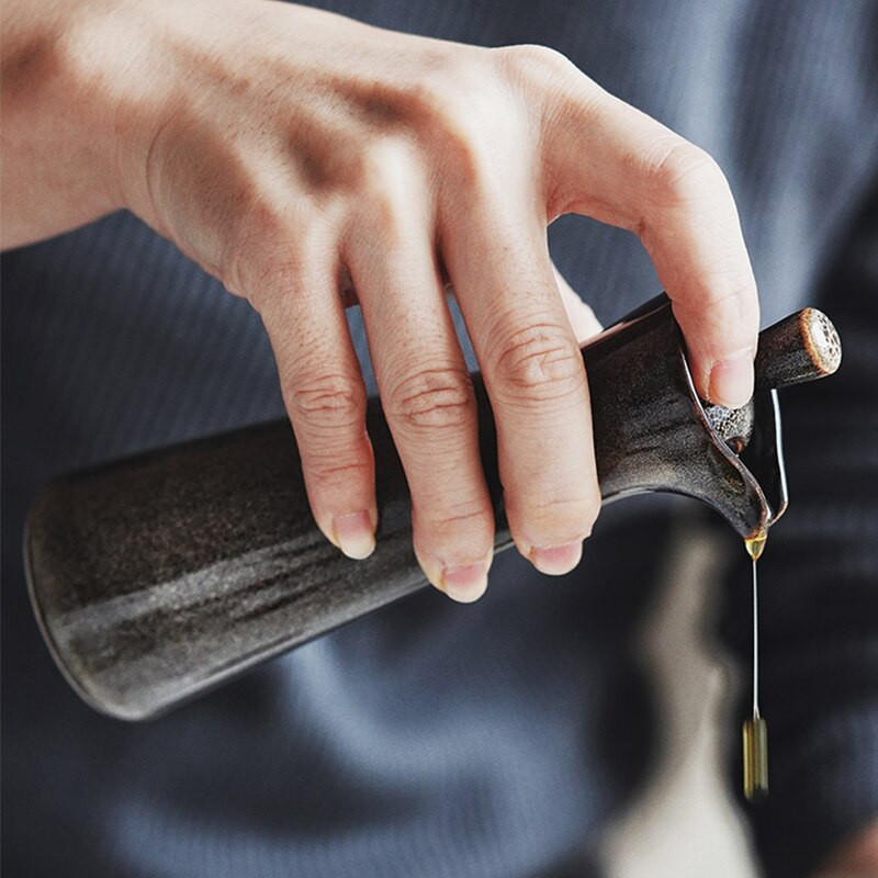 Keramická fľaša na korenie, kuchynská reštaurácia, fľaša na sójovú omáčku, olejček, korenie, riad a nástroje