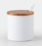 Keramická nádoba na korenie, koreniaca krabička, koreniaca fľaša, makrónky, soľnička, korenie, kombinovaná sada kuchynských potrieb