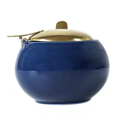 Nordic Ceramic Light Luxury maitseainepurgid kaanega Köögitööriistad Maitseainepudel Kodusuhkrukauss Soola- ja piprašeikerid