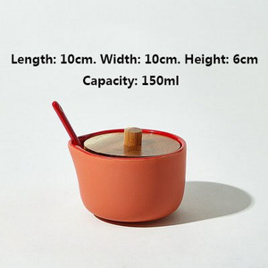 Sada koriacich pohárov Nordic, matná keramická soľnička, cukornička, kombinovaná koreniaca krabička s viečkom, kuchynské úložné fľaše, poháre