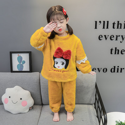 Plišana pidžama za djevojčice s čipkom