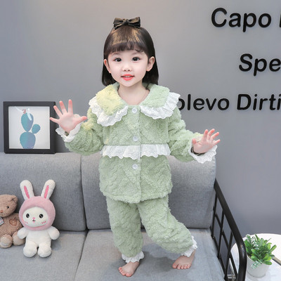 Dievčenské zimné plyšové dvojdielne pyžamo s výšivkou