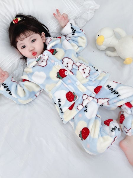 Dječja dvodijelna pidžama za djevojčice - pogodna za zimu