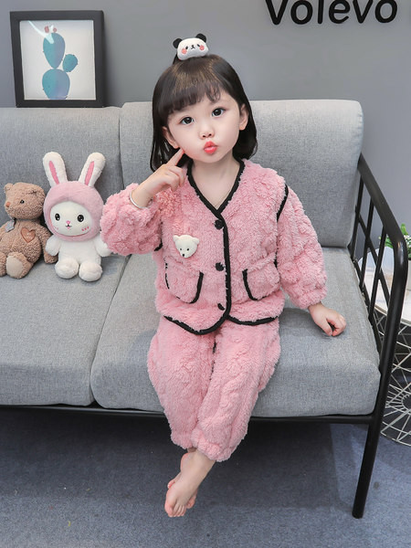 Dvojdielne plyšové pyžamo s vreckom a gombíkmi pre dievčatá