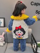 Zimné pyžamo pre dievčatá s aplikáciou