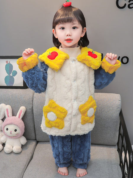 Zimné pyžamo pre dievčatá s aplikáciou