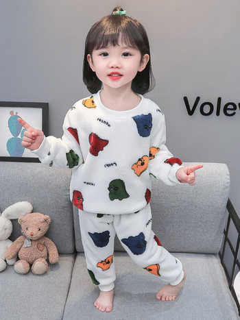 Детска плюшена пижама за момичета с цветна щампа