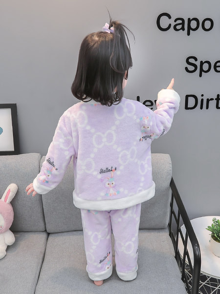 Teplé dvojdielne pyžamo na jeseň a zimu pre dievčatá