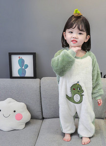 Plišana pidžama s vezom