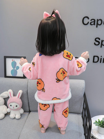 Нов модел зимна детска пижама от две части с джобове