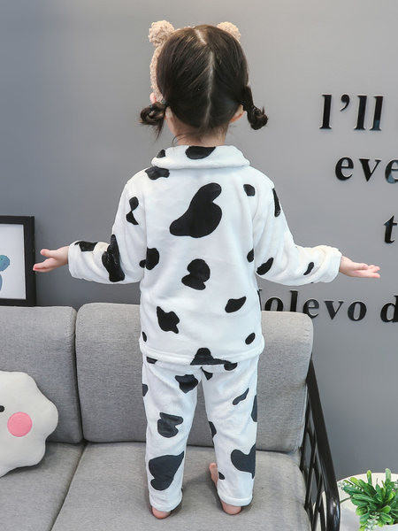 Detské zimné pyžamo pre dievčatá s vreckom a zapínaním na gombíky