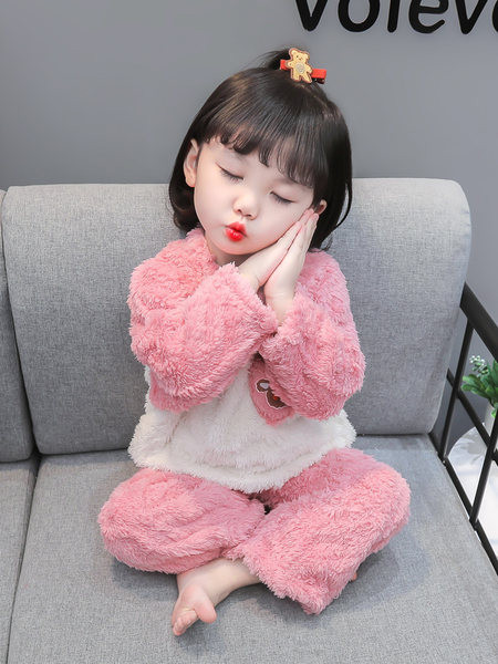 Nový model detského pyžama pre dievčatá - s výšivkou