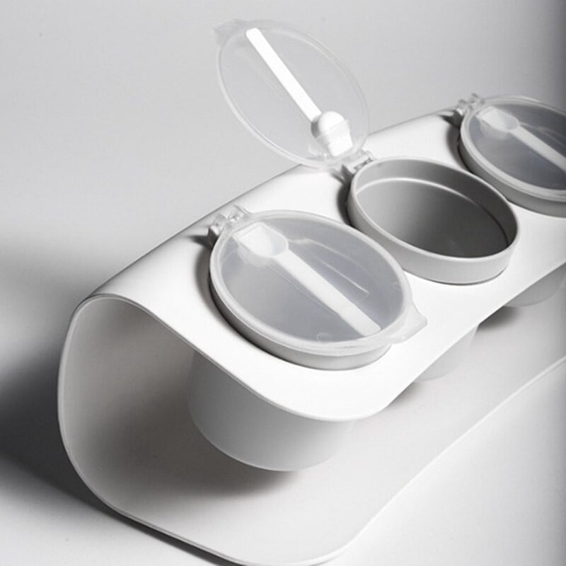 2 ks organizéry na domáce úložné priestory, kuchynské úložné nádoby, nádoba na korenie s vekom a lyžičkou, krabička na korenie