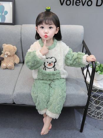 Детска плюшена пижама от две части с щампа