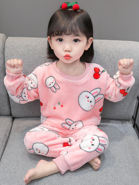 Pyžamo pre dievčatá s oválnym výstrihom