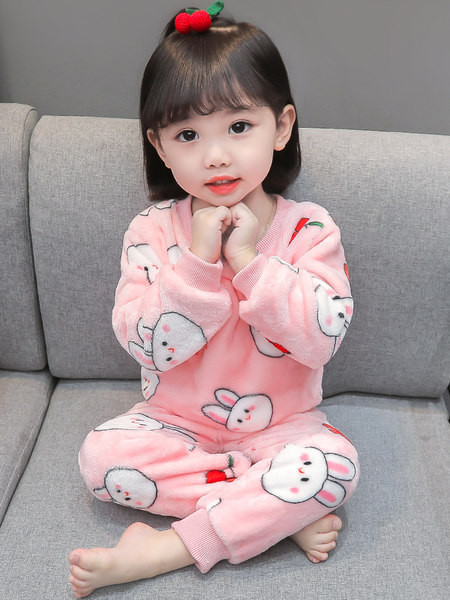 Pyžamo pre dievčatá s oválnym výstrihom