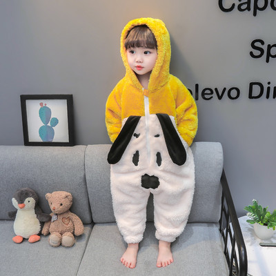 Plyšové pyžamo s 3D prvkom typu romper