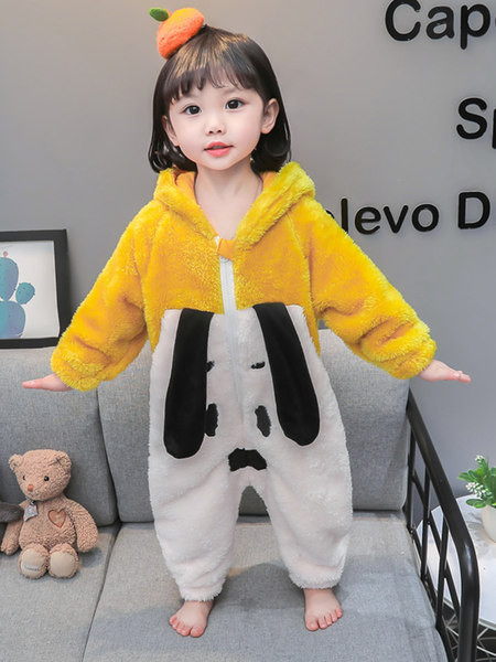 Plyšové pyžamo s 3D prvkom typu romper