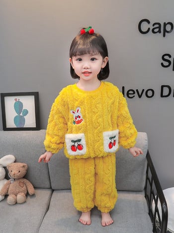 Детски комплект пижама с бродерия