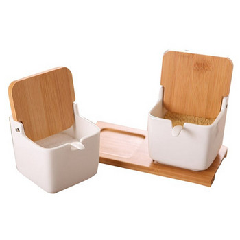 Τετράγωνο οικιακό κεραμικό κουτί καρυκευμάτων τριών τεμαχίων Δημιουργικό ιαπωνικό στυλ αναποδογυρισμένο κουταλάκι με ξύλινο δίσκο του κουταλιού