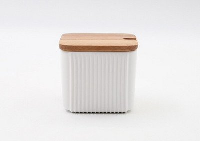 Drevený kryt, severská kuchynská soľnička, pruhovaná keramická nádržka na korenie, sada fliaš na olej, ľahká matná koreniaca krabička