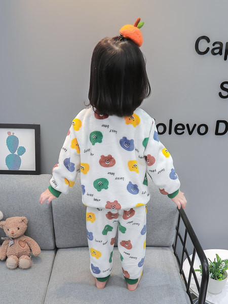 Dvojdielne pyžamo s výstelkou pre dievčatá