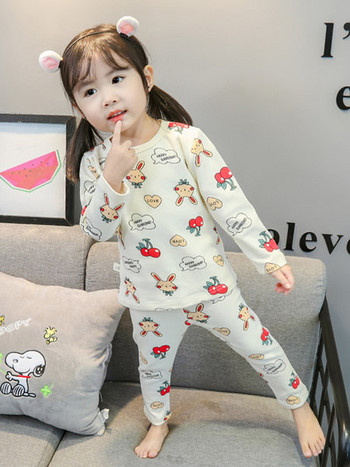Детска цветна пижама с апликация за момичета