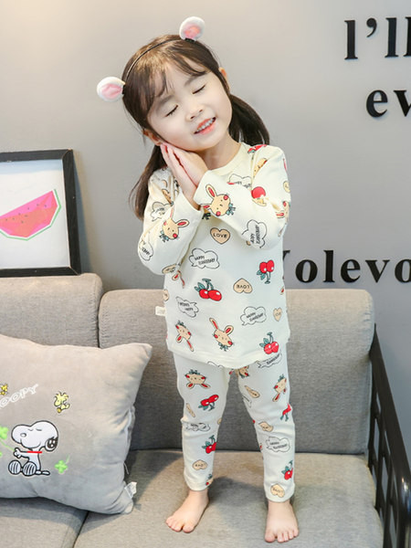 Detské farebné pyžamo s aplikáciou pre dievčatá