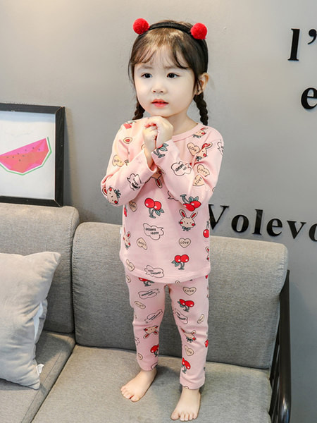 Detské farebné pyžamo s aplikáciou pre dievčatá