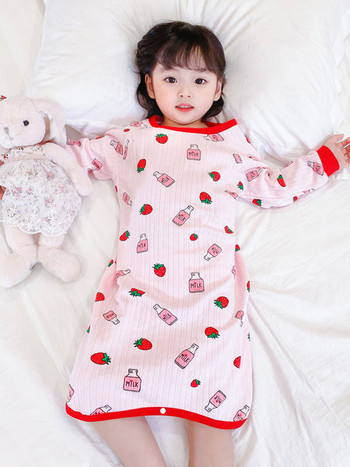 Детска пижама за момичета -с овално деколте