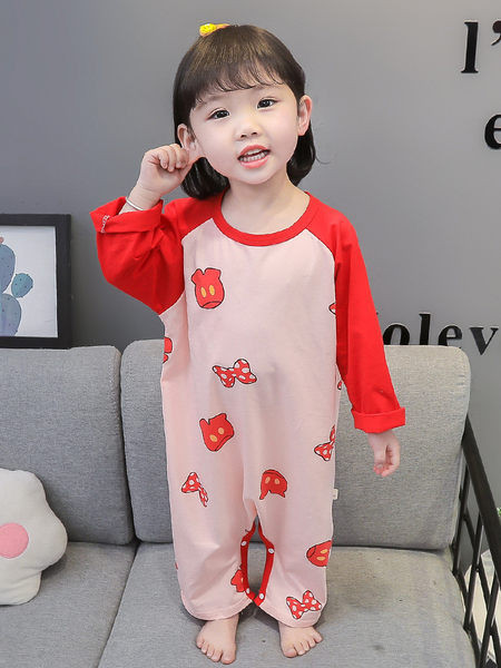 Detské pyžamo pre dievčatá - s oválnym výstrihom