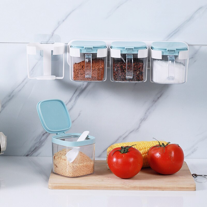 Nástenná kuchynská koreniaca dóza bez dierovačov s vekom, lyžicou, úložným priestorom na korenie, glutamát sodný, soľnička, kombinácia domáceho náradia