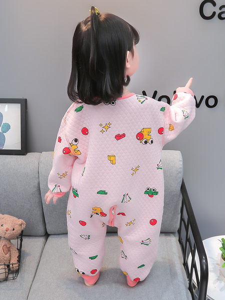 Nový model detského overalu so zipsom pre dievčatá