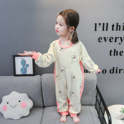 Pyžamo pre dievčatá s oválnym výstrihom a alicizáciou