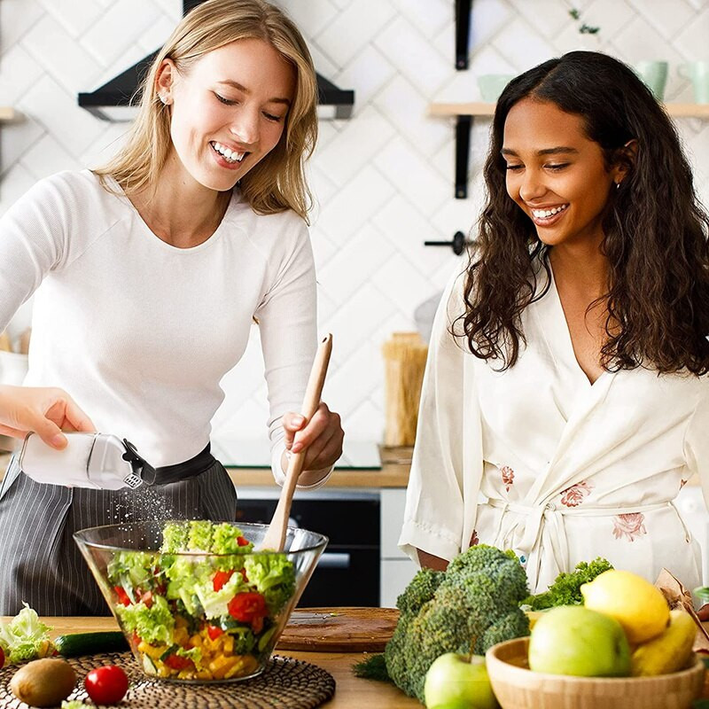 Sada soľničiek a koreničiek, dávkovač korenia s uzavretým vekom do kuchyne alebo reštaurácie - doplniteľný držiak na korenie