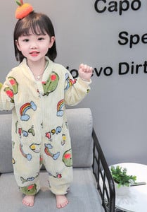 Detské pyžamo pre dievčatá s výstrihom do V