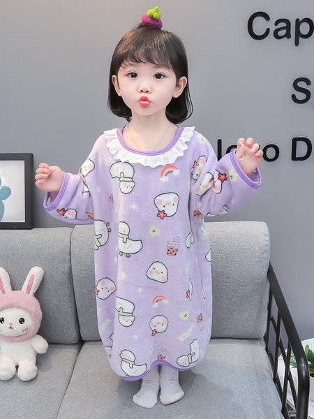 Vaikiška šliaužtinuko tipo pižama su ovalia iškirpte