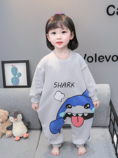 Detské pyžamo pre dievčatá - s aplikáciou a nápisom