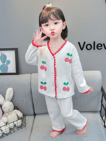 Детска пижама от две части с щампа за момичета
